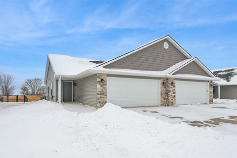 1407 Fair View Drive Dallas Center IA 50063