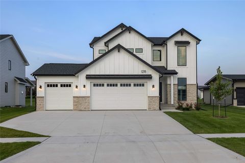 Homes For Sale - 1278 S Radley Street<br/> West Des Moines, IA 50266