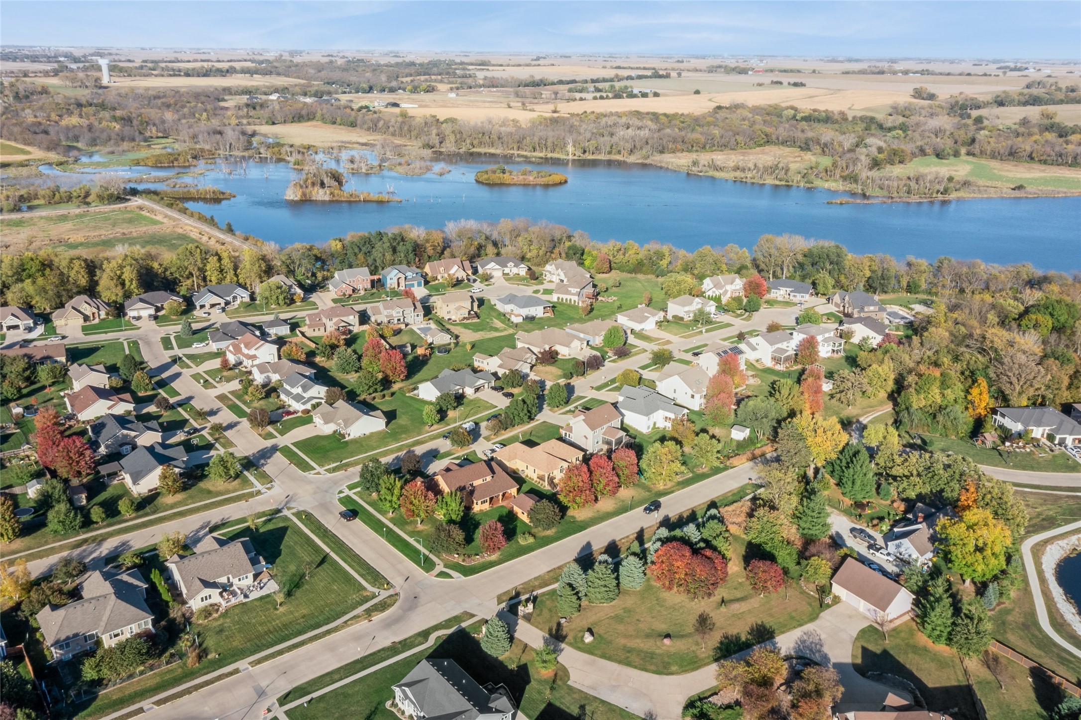 800 Lake View Avenue