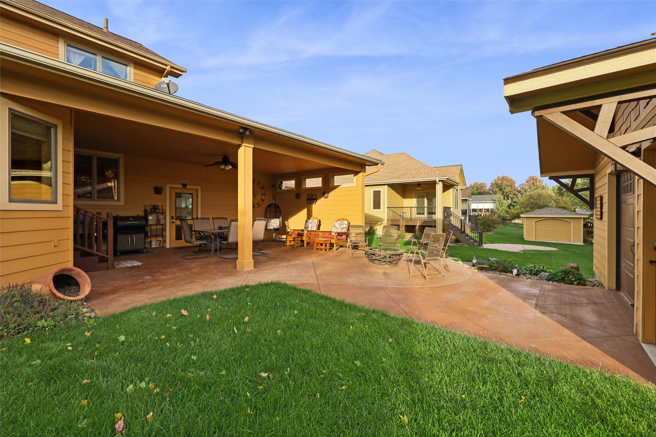 800 Lake View Avenue