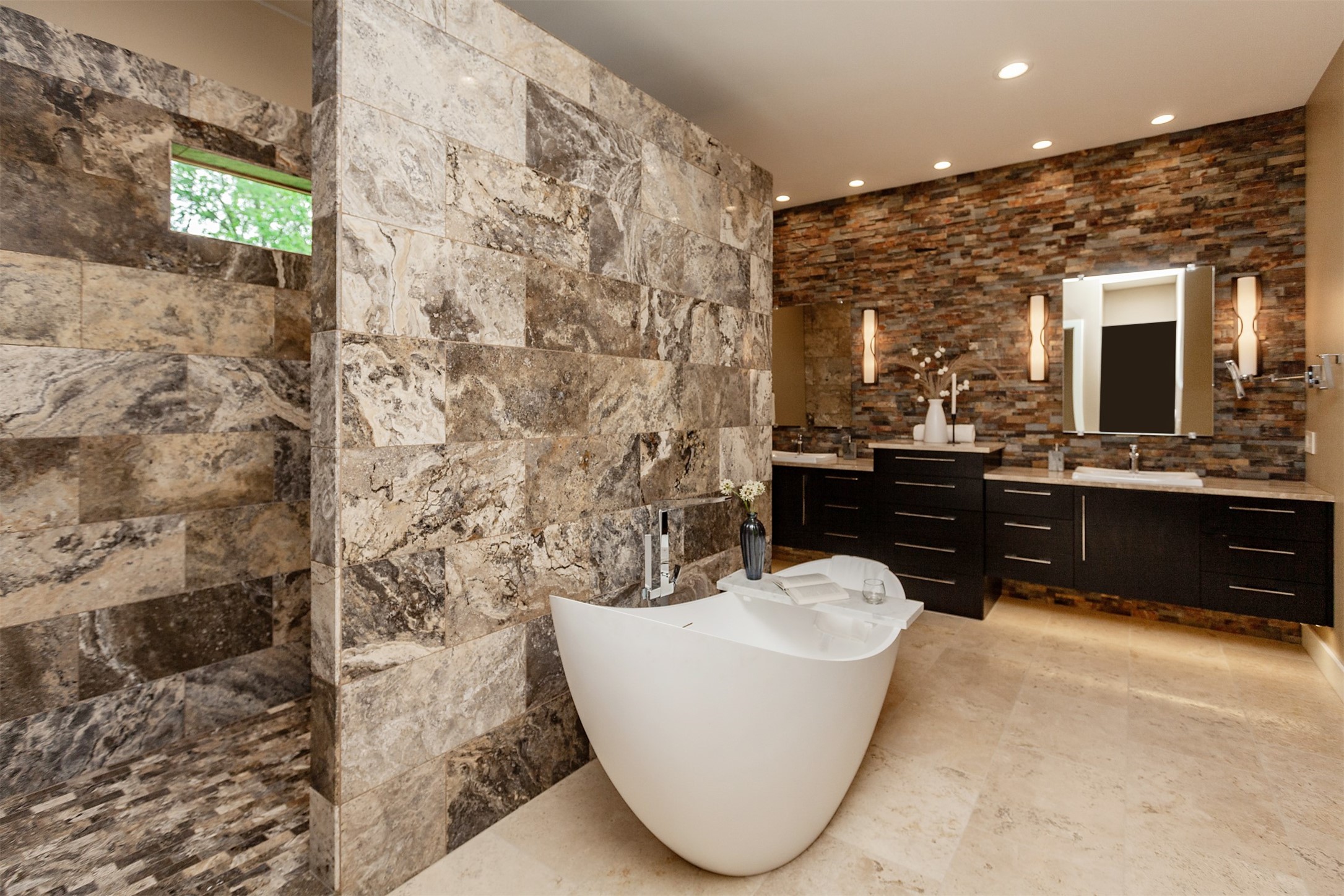 31379 Chardonnay Point, Waukee, Iowa image 17