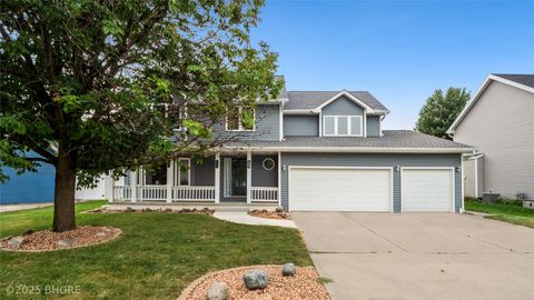 Homes For Sale - 708 13th Street<br/> Altoona, IA 50009