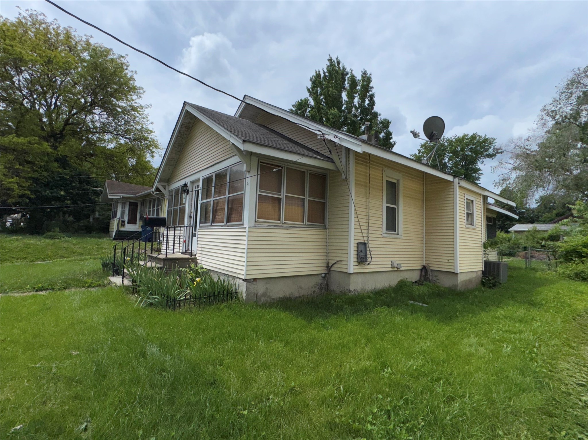 3910 2nd Avenue, Des Moines, Iowa image 2