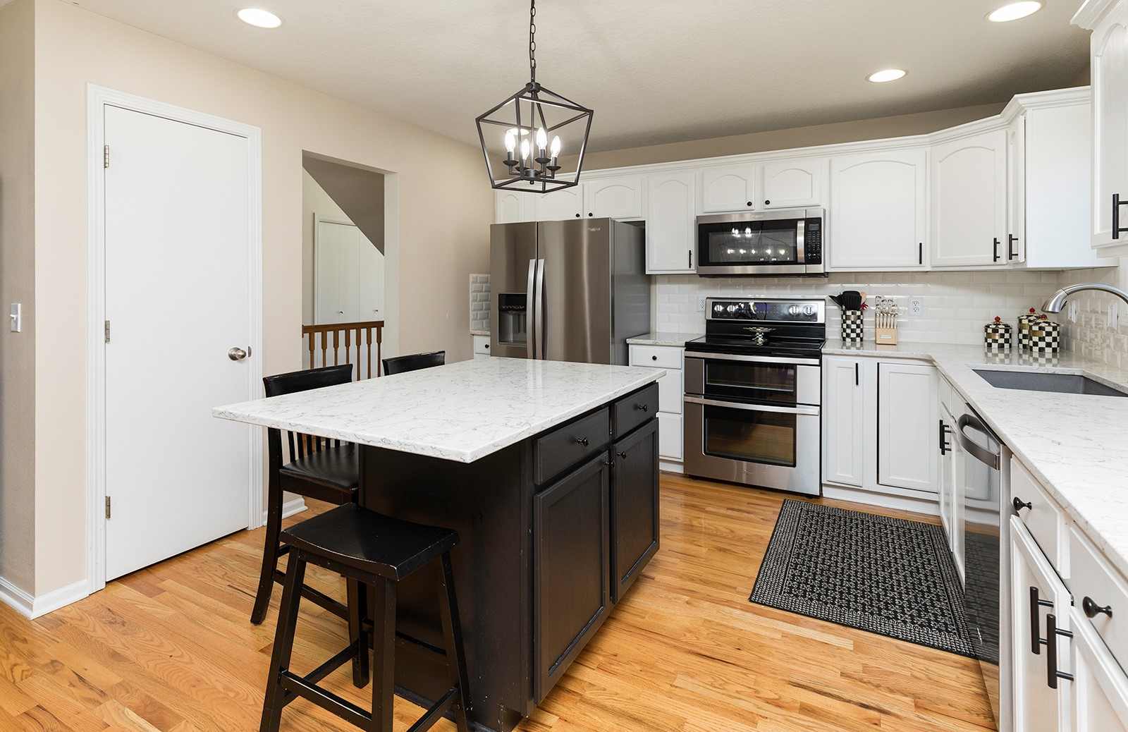 7911 Aspen Drive, West Des Moines, Iowa image 10