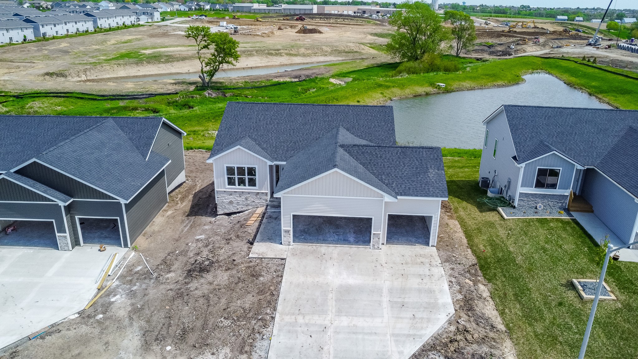 955 11th Street, Waukee, Iowa image 1