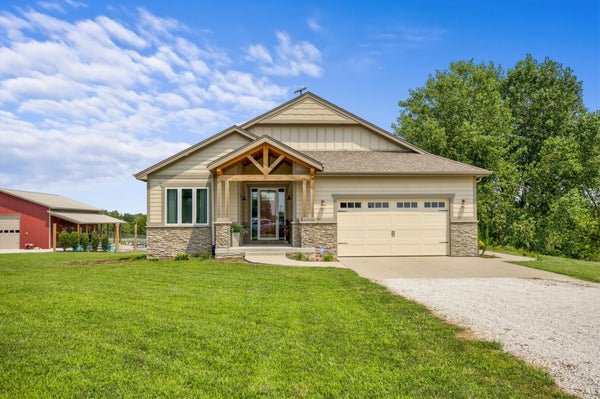 33638 H AVE, EARLHAM, IA 50072 - Image 8d206e64a4c8fb3036b62974e702a815/3123554449
