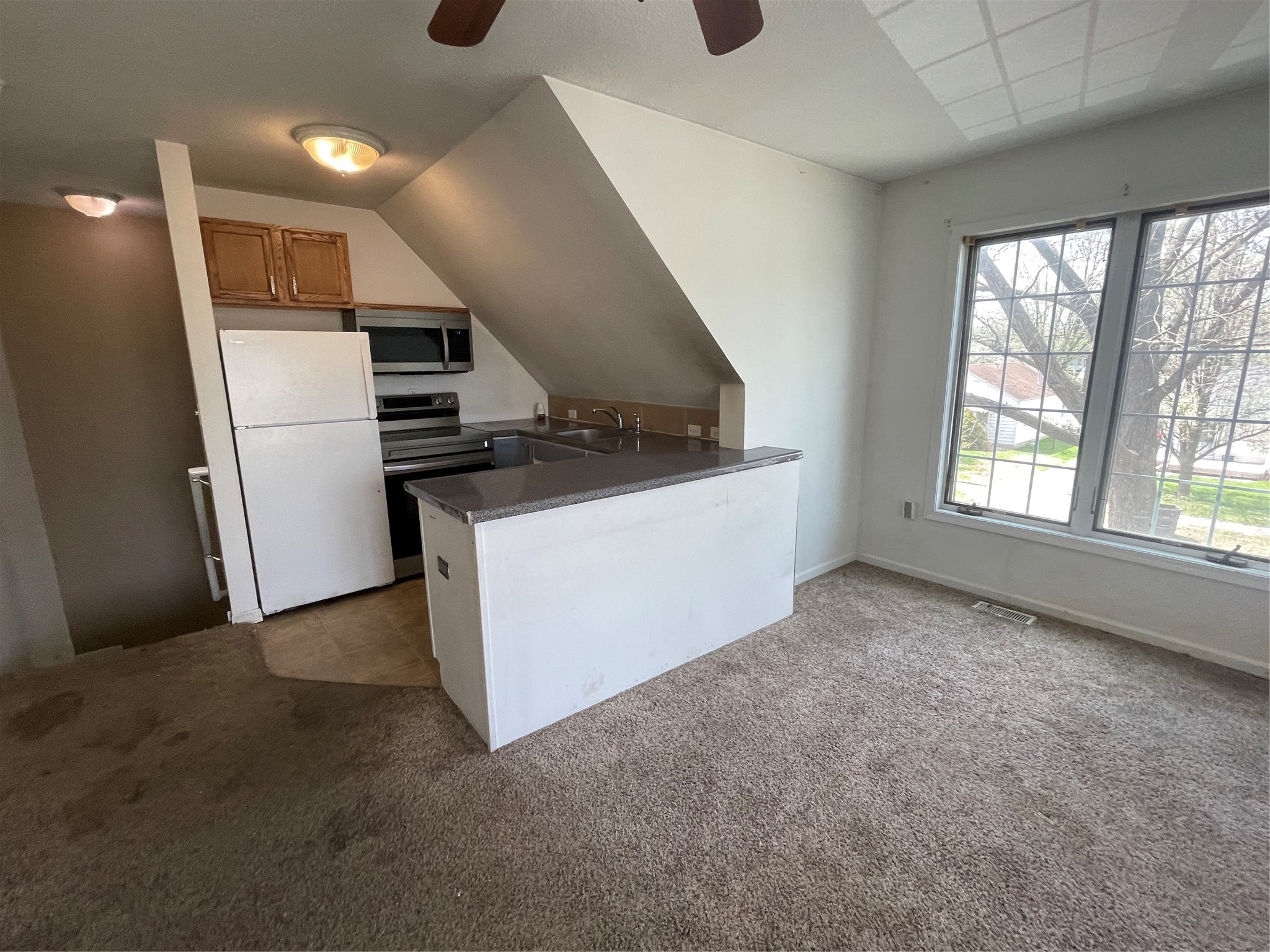 4017 Cambridge Street