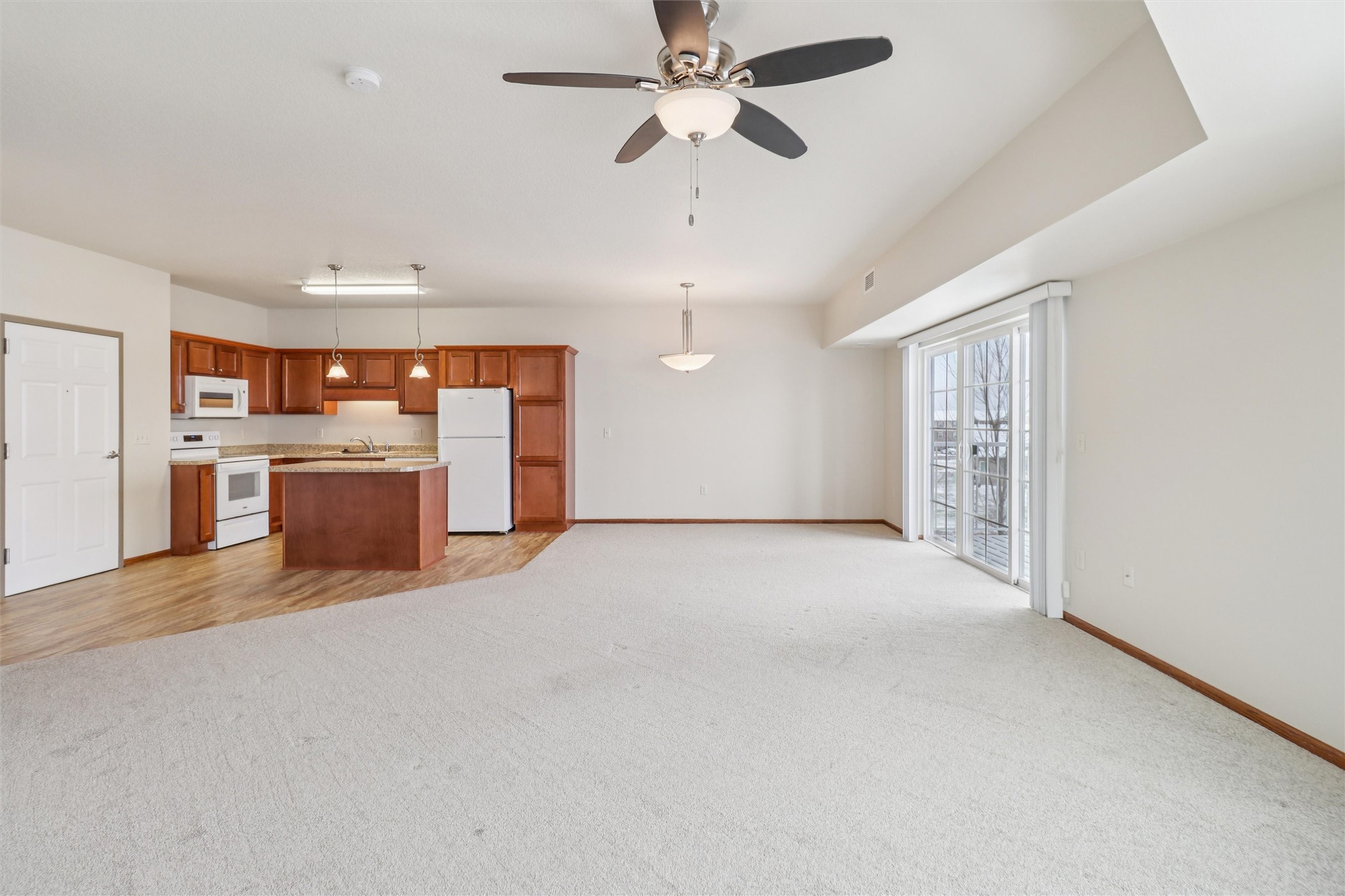 600 E Hillcrest Avenue 201