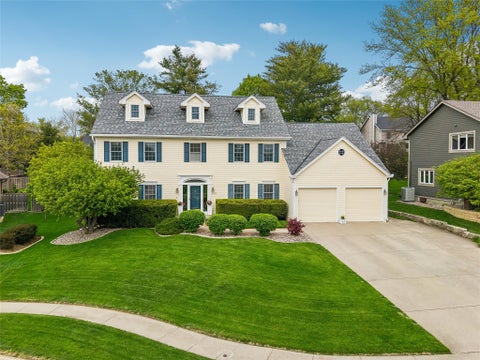 Homes For Sale - 2613 Crown Flair Drive<br/> West Des Moines, IA 50265
