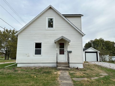421 N 2nd Street Knoxville IA 50138