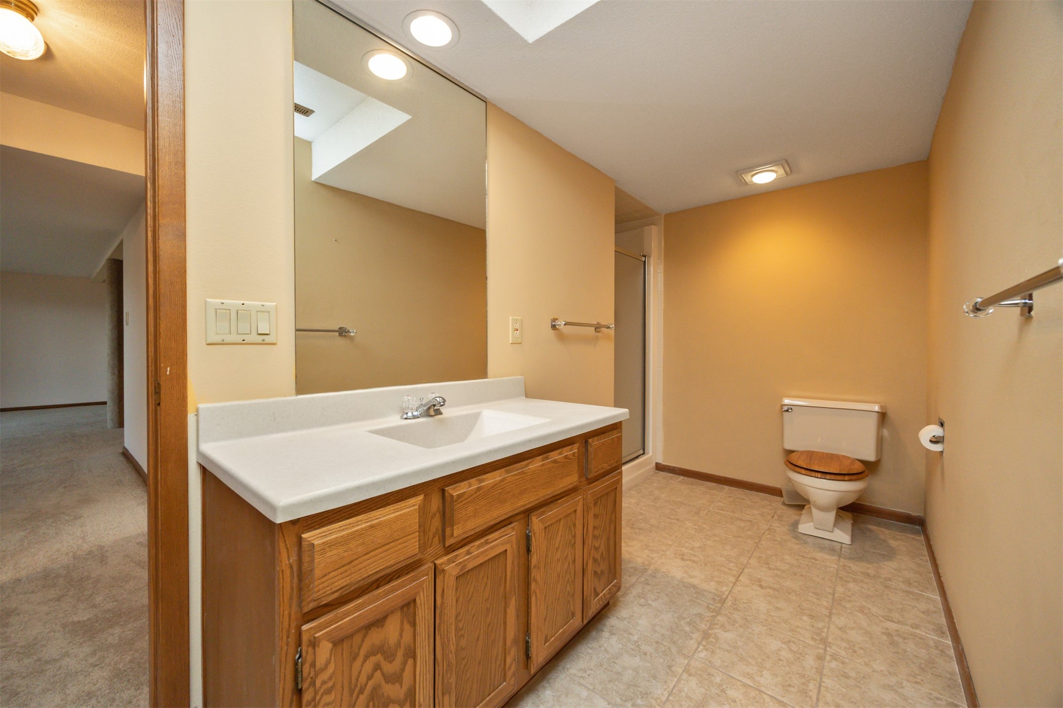2800 Claiborne Circle, Urbandale, Iowa image 30