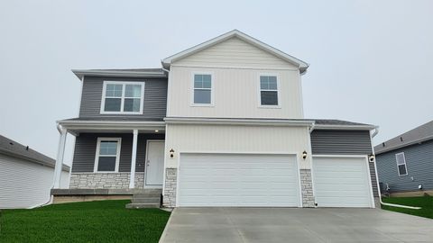 Homes For Sale - 3902 2nd Avenue<br/> Altoona, IA 50009