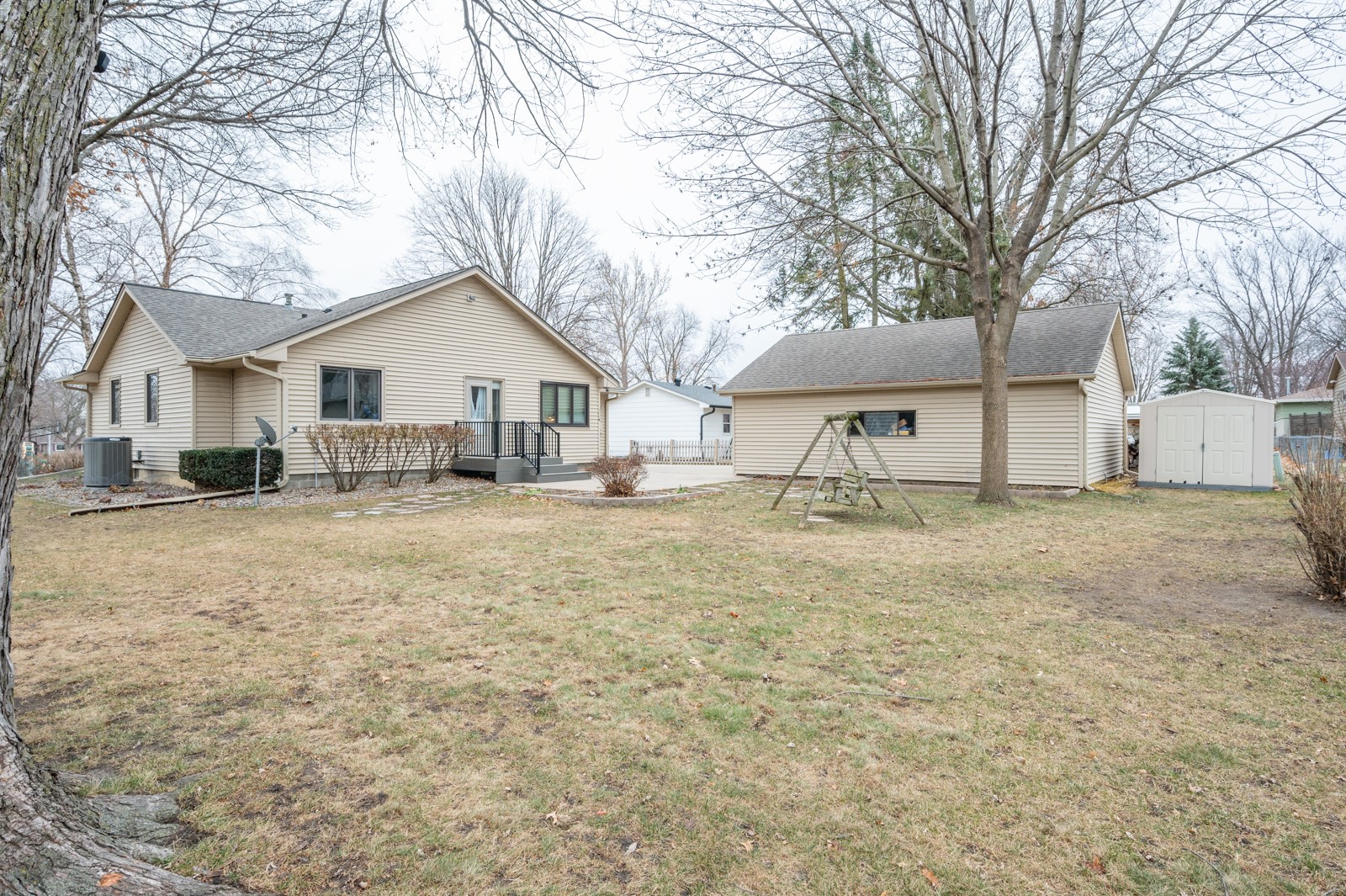 4518 71st Place, Urbandale, Iowa image 25