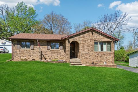 Homes For Sale - 528 25th Street<br/> West Des Moines, IA 50265