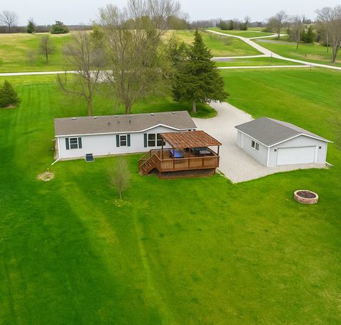 Homes For Sale - 3316 Indian Point Drive<br/> Ellston, IA 50074