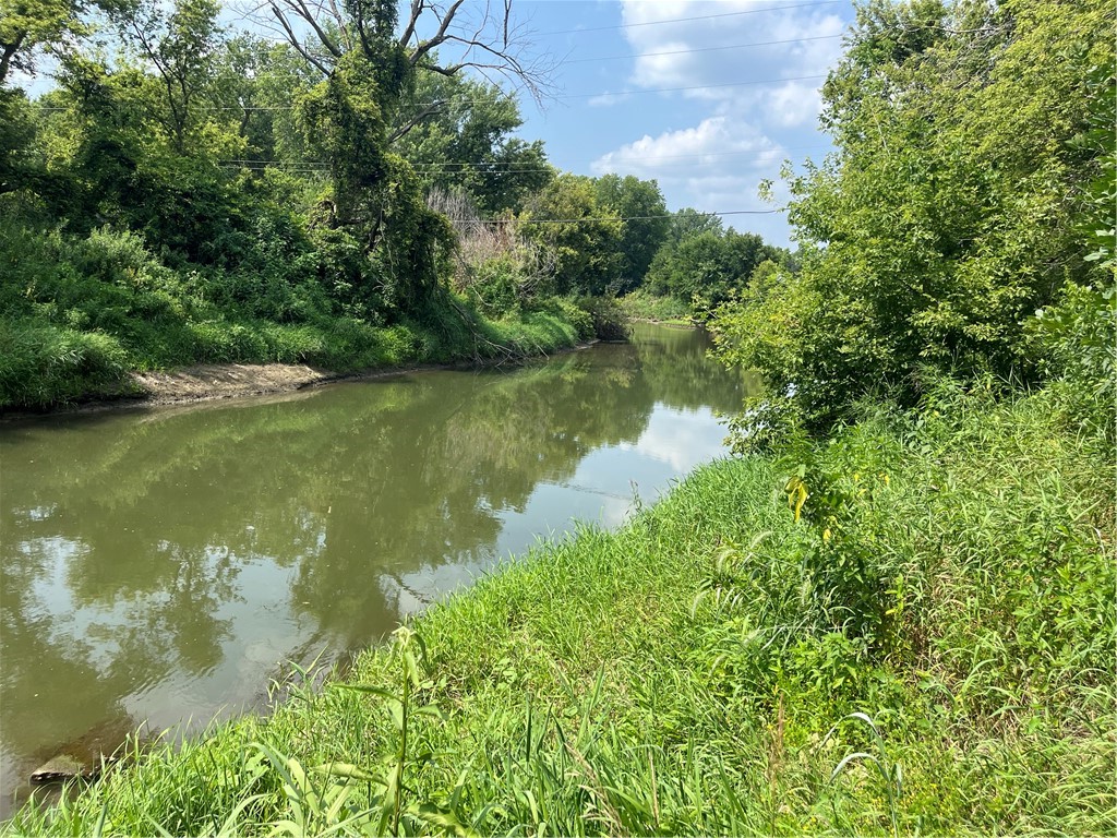 2331 Clark Tower Road, Winterset, Iowa image 3