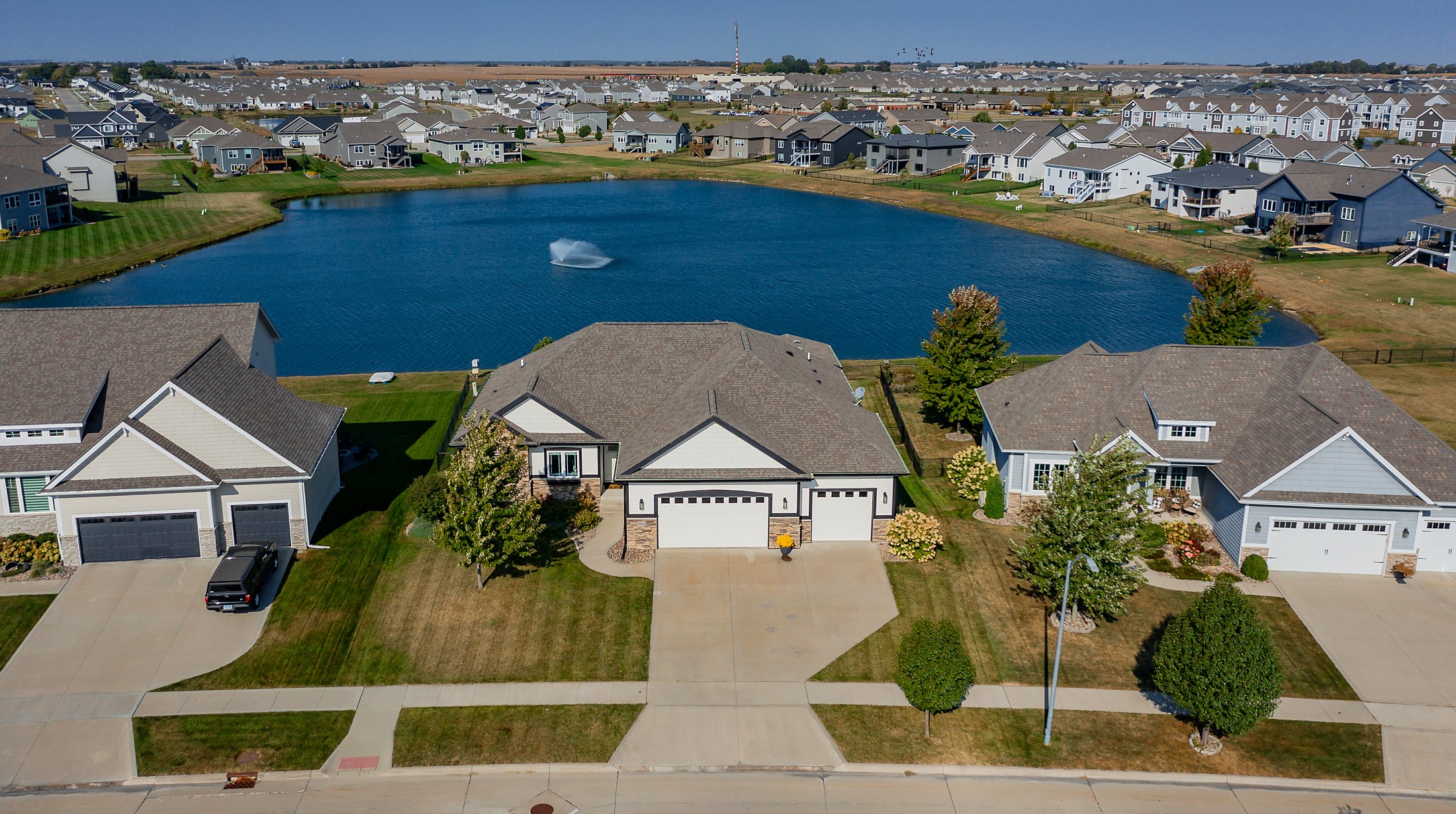 3006 NW Sharmin Drive, Ankeny, Iowa image 2