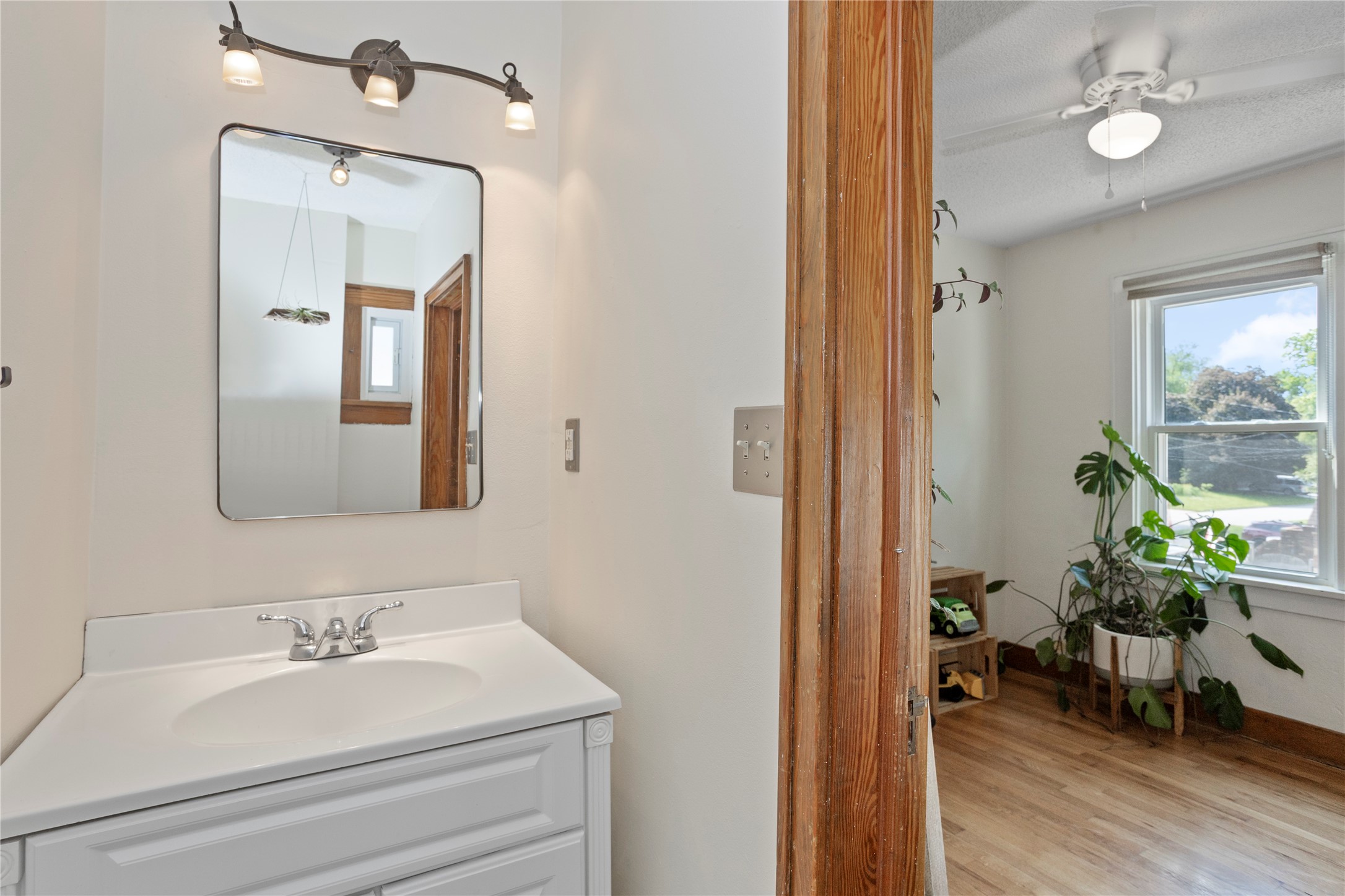 1310 65th Street, Windsor Heights, Iowa image 7