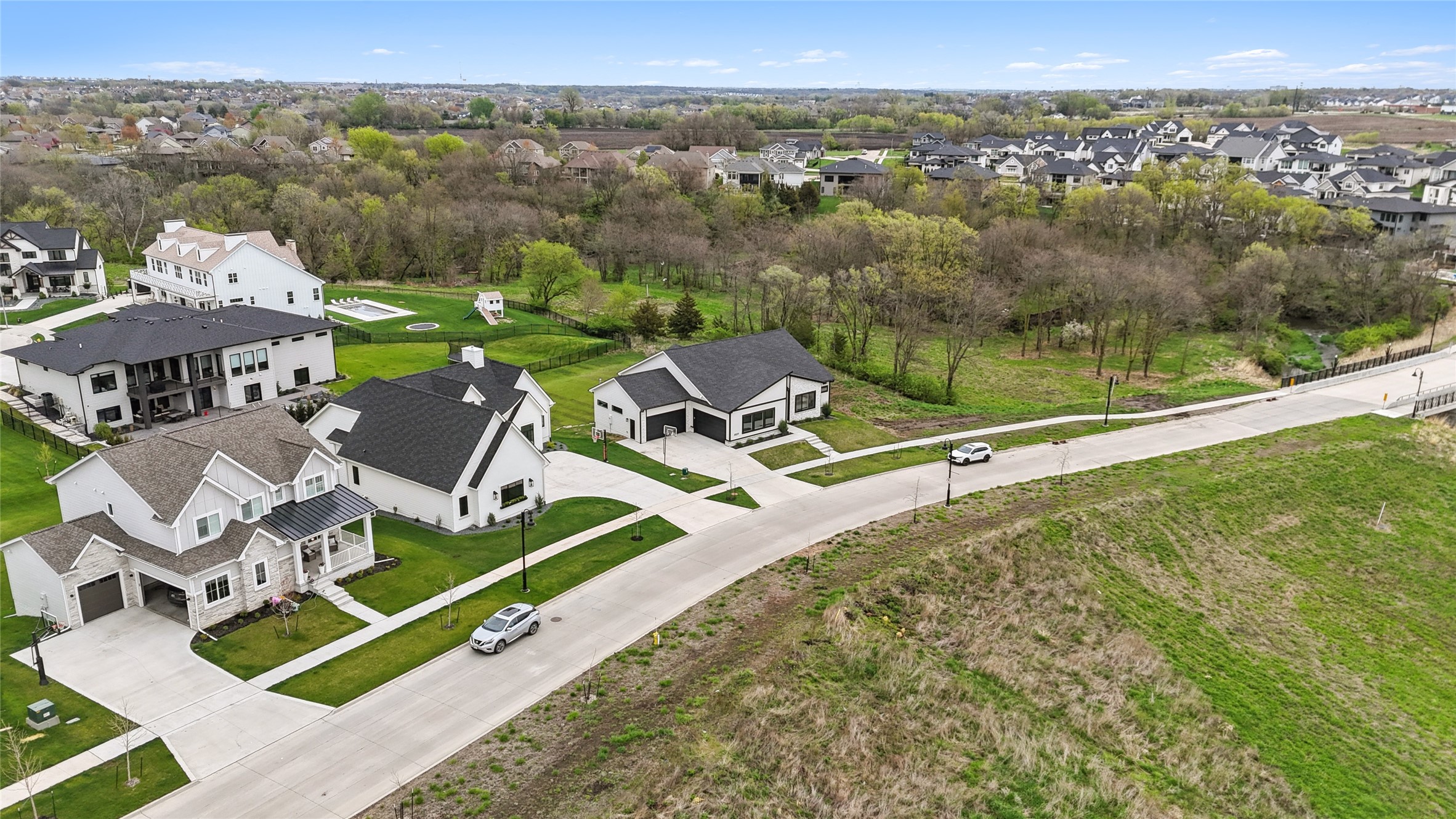 3809 Westgate Parkway, Clive, Iowa image 35