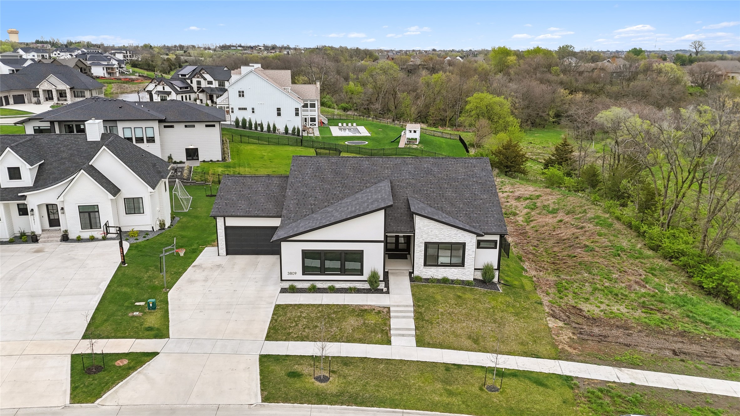 3809 Westgate Parkway, Clive, Iowa image 33