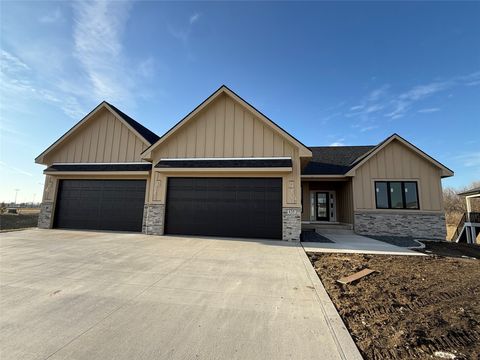 435 NW Woodmoor Drive Waukee IA 50263