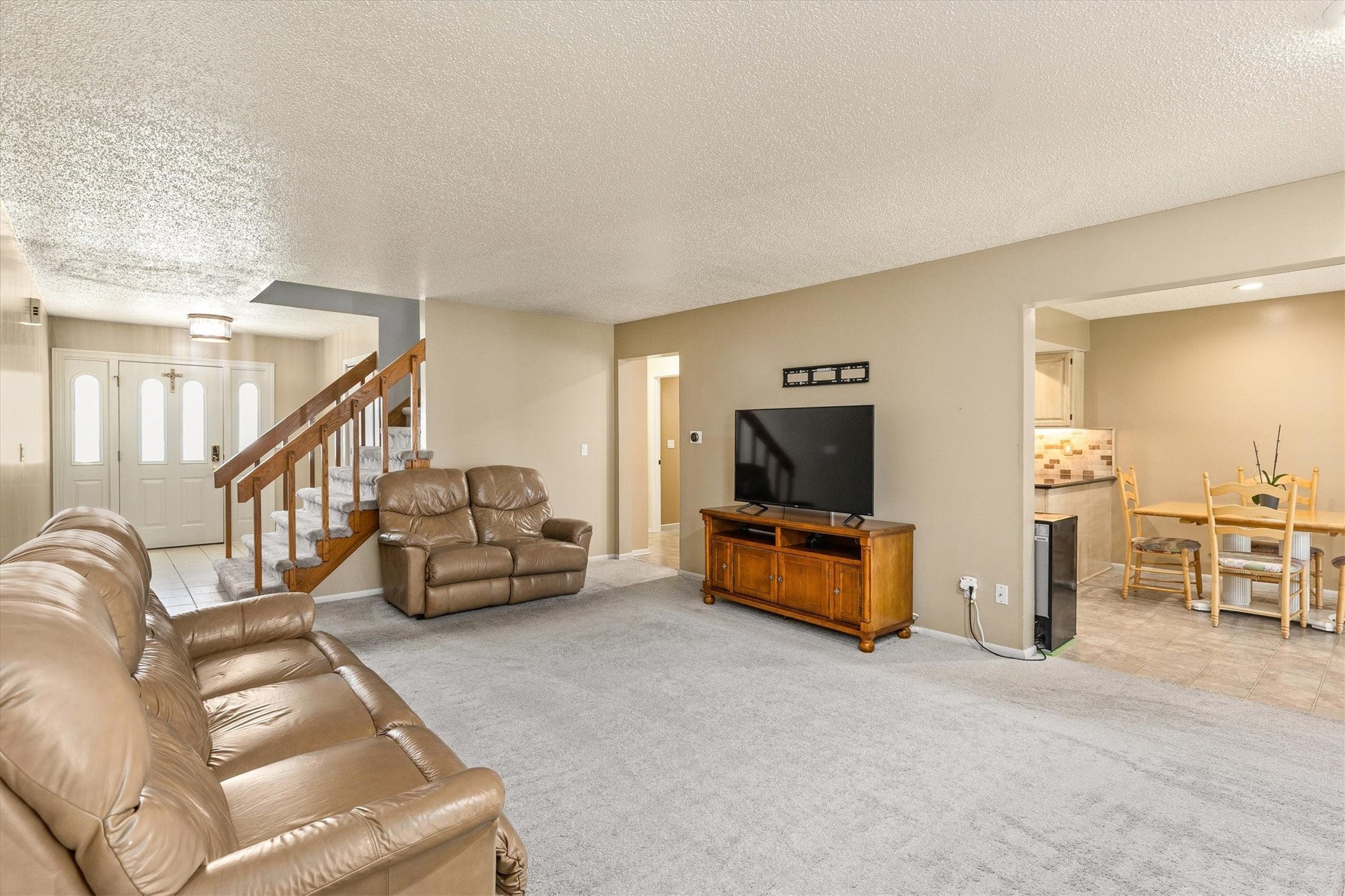 8205 Alpine Drive