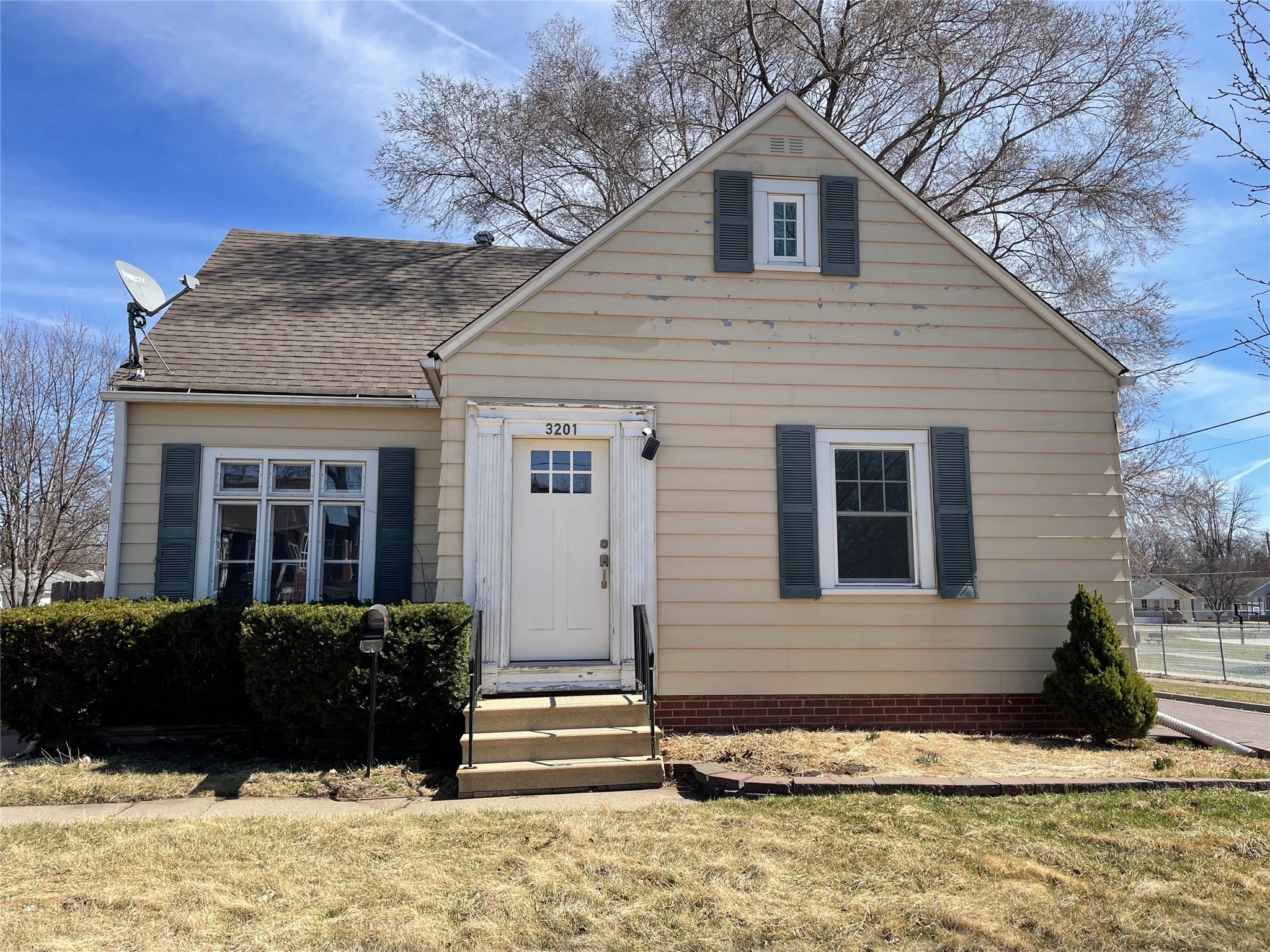 3201 Oxford Street, Des Moines, Iowa image 1