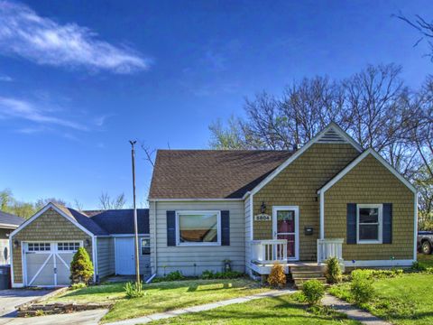 5804 College Avenue Des Moines IA 50322