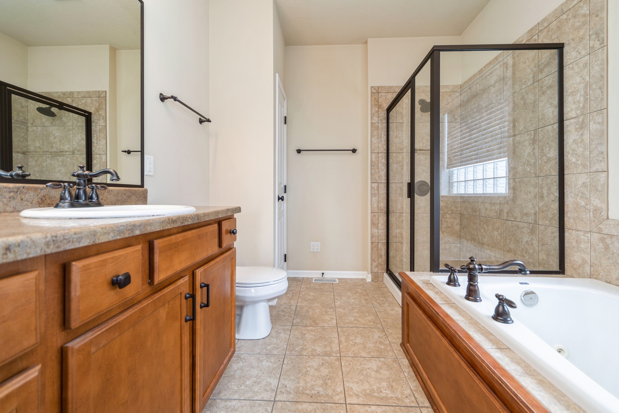 1420 Hannah Lane, Waukee, Iowa image 18
