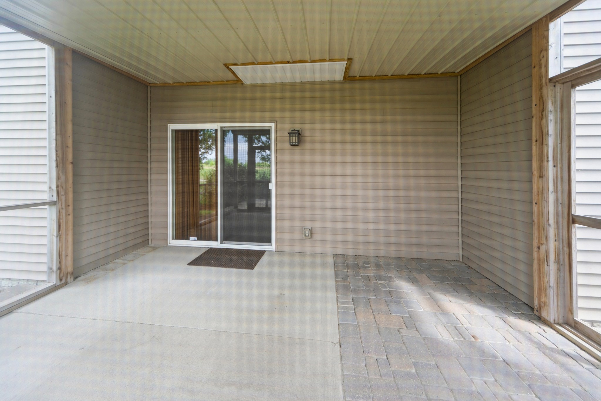 1420 Hannah Lane, Waukee, Iowa image 34
