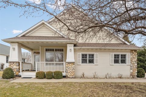 Condo For Sale - 7955 Wistful Vista Drive #37<br/> West Des Moines, IA 50266