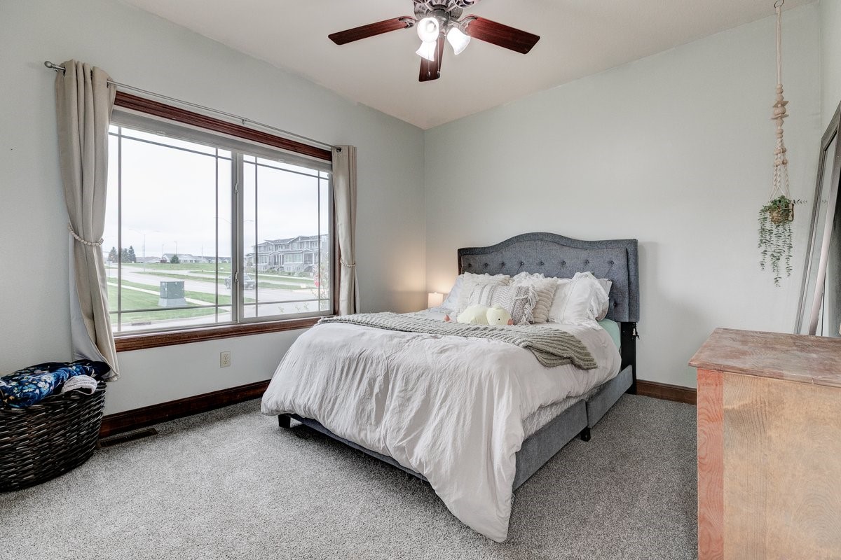 101 NW Sunset Drive, Grimes, Iowa image 10