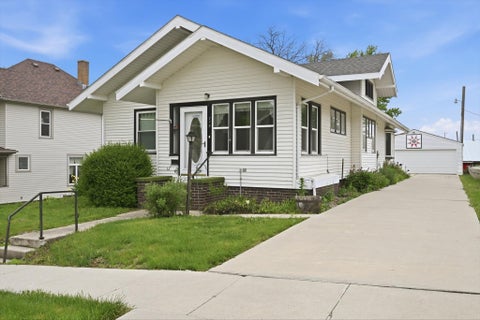 Homes For Sale - 715 1st Street<br/> Carroll County, Manning, IA 51455
