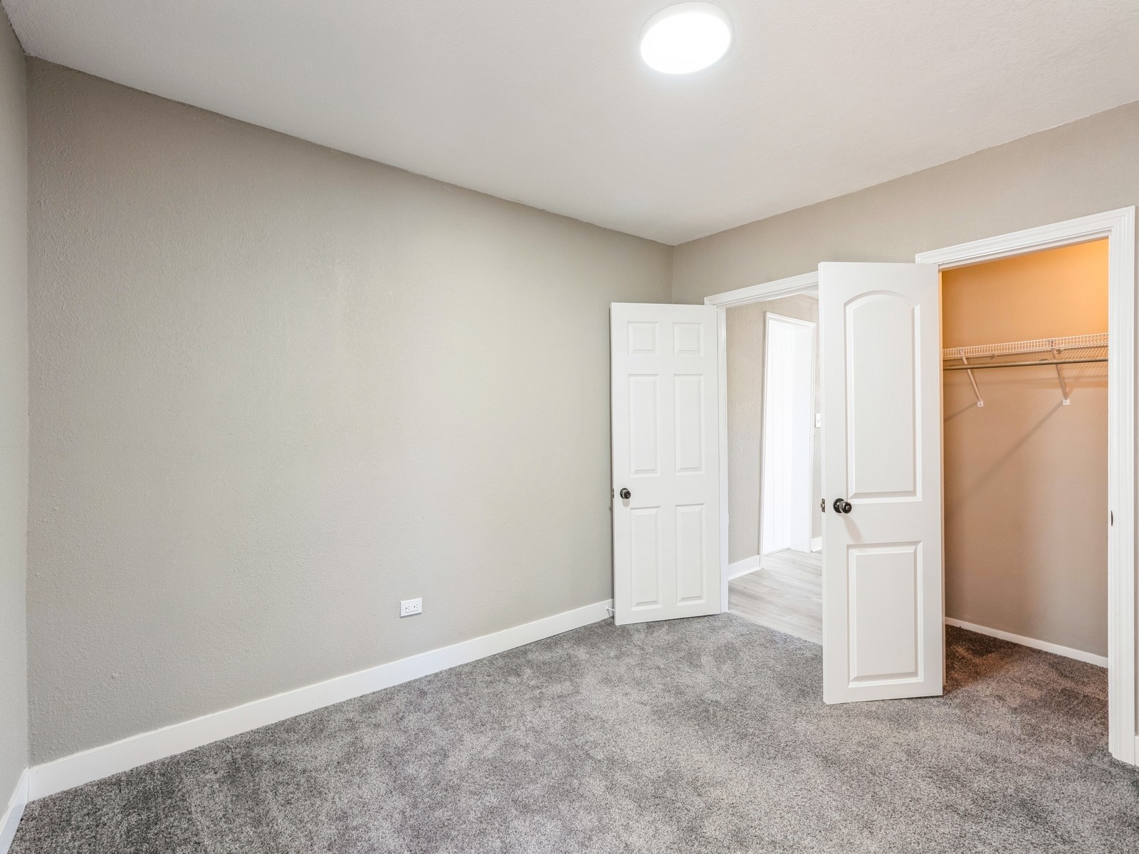 237 W 12th Street, Newton, Iowa image 13