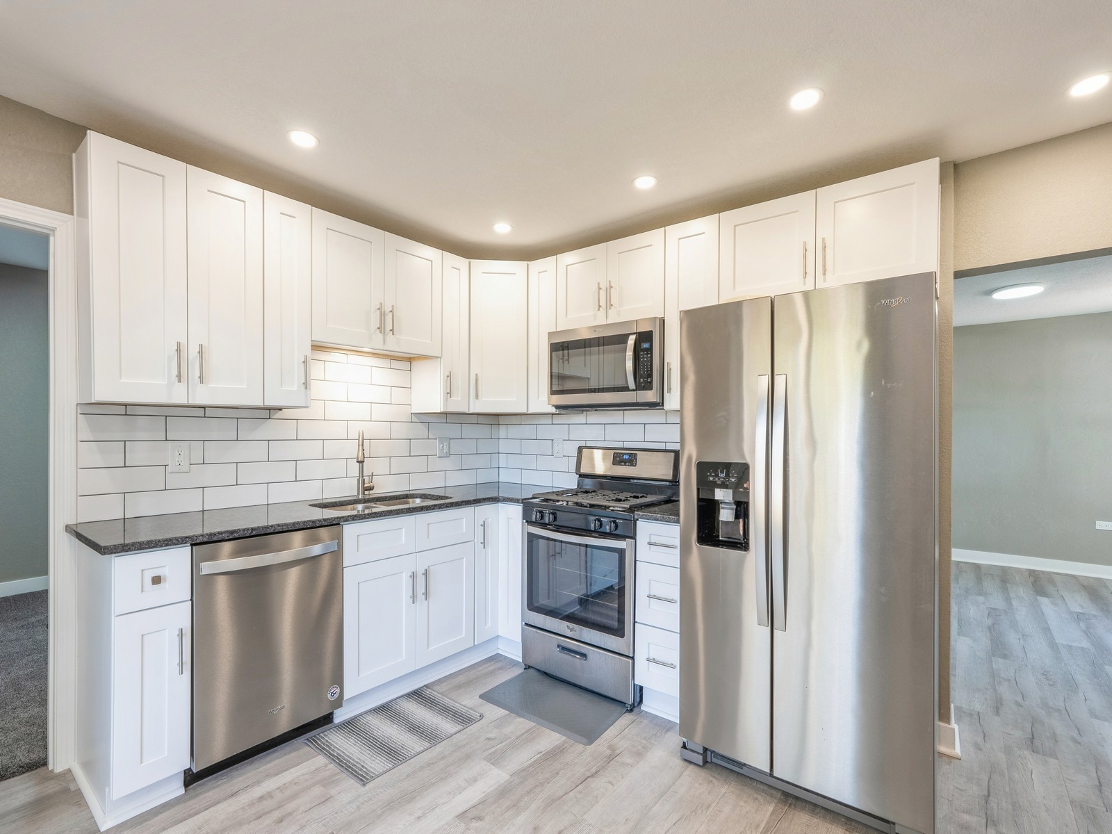 237 W 12th Street, Newton, Iowa image 9