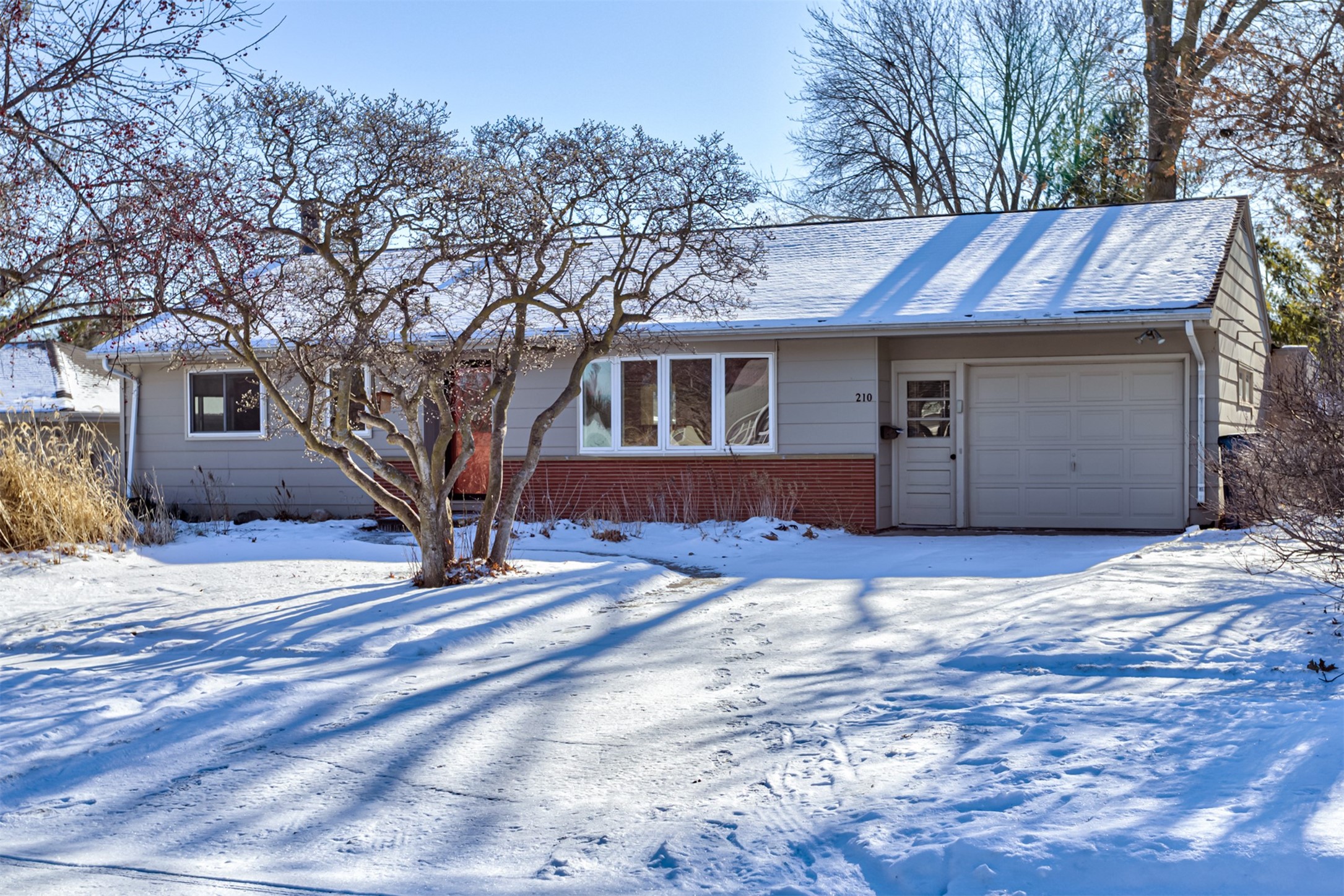 210 21st Street, Ames, Iowa image 2