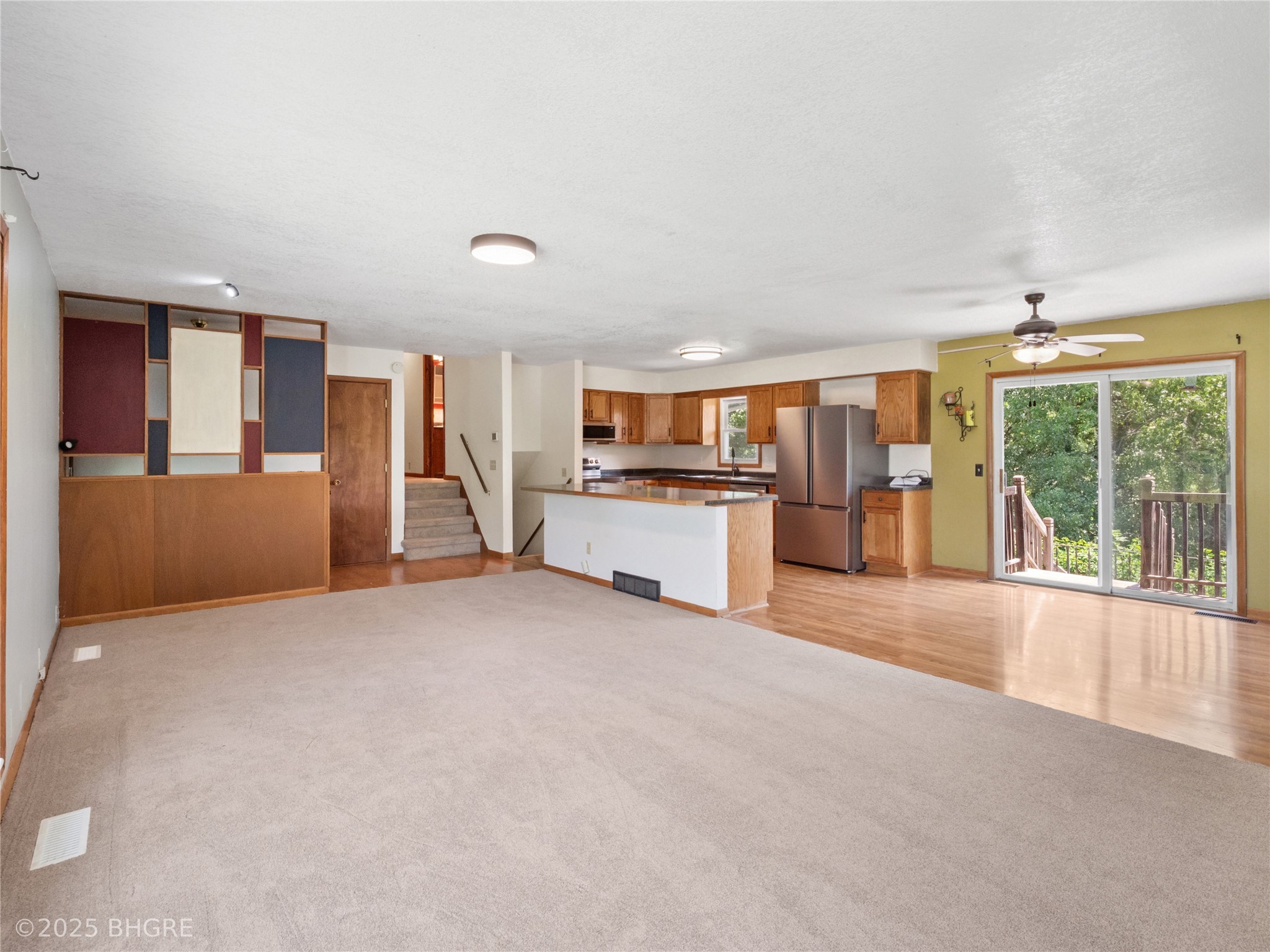 1256 Illinois Drive