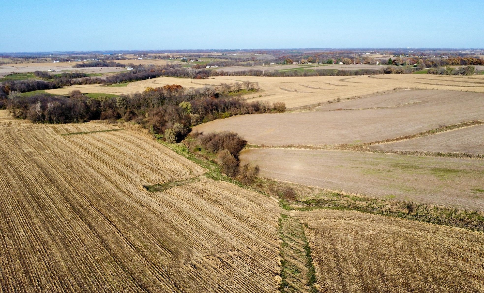 000 E Pleasant Street