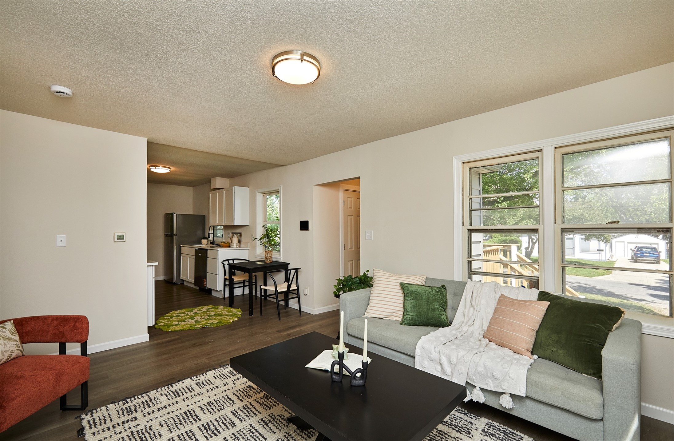 2112 E 23rd Street, Des Moines, Iowa image 9