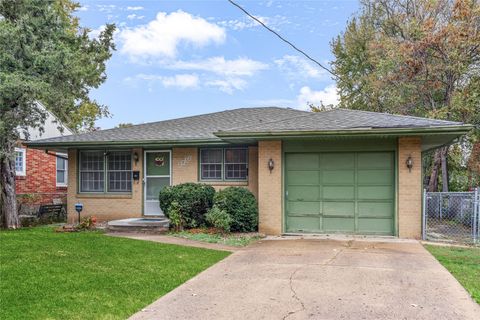 2832 E Grand Avenue Des Moines IA 50317