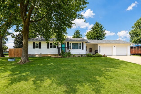 Homes For Sale - 202 S Filmore Street<br/> Monroe, IA 50170