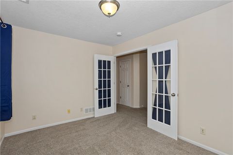 Condominium in Urbandale IA 15518 Tanglewood Drive 20.jpg