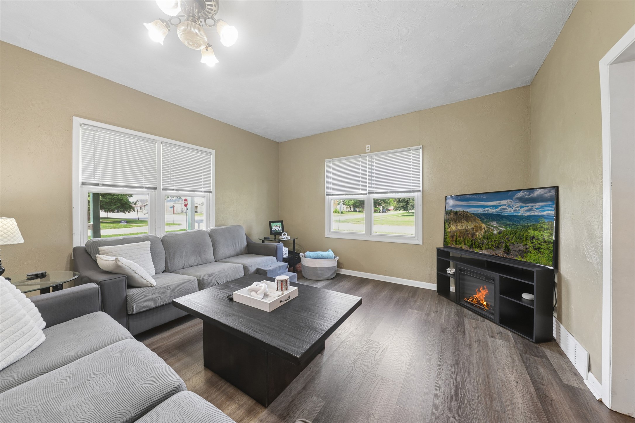 101 3rd Street NE