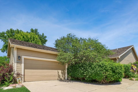 Condo For Sale - 8026 Echo Drive<br/> Norwalk, IA 50211