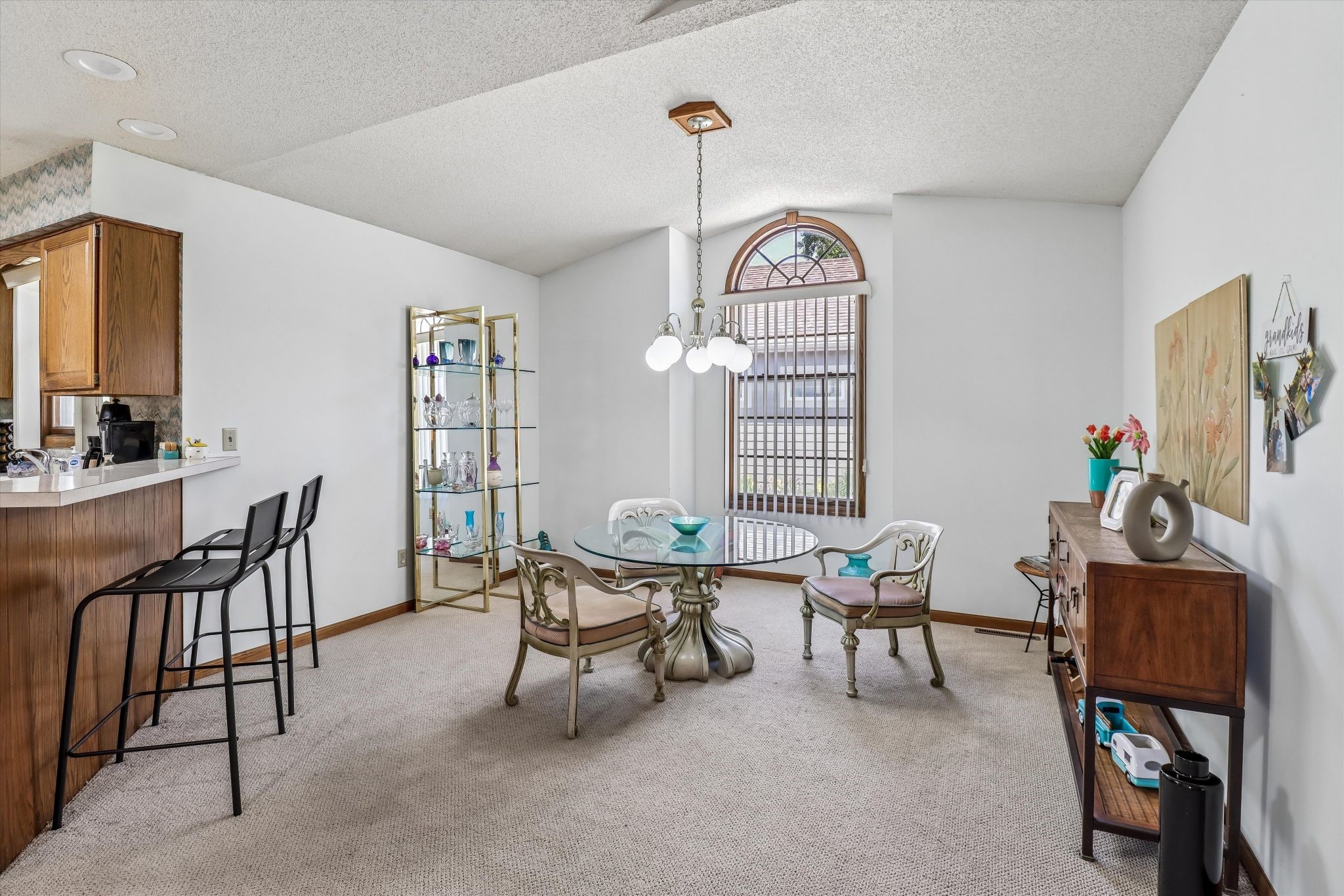 8026 Echo Drive