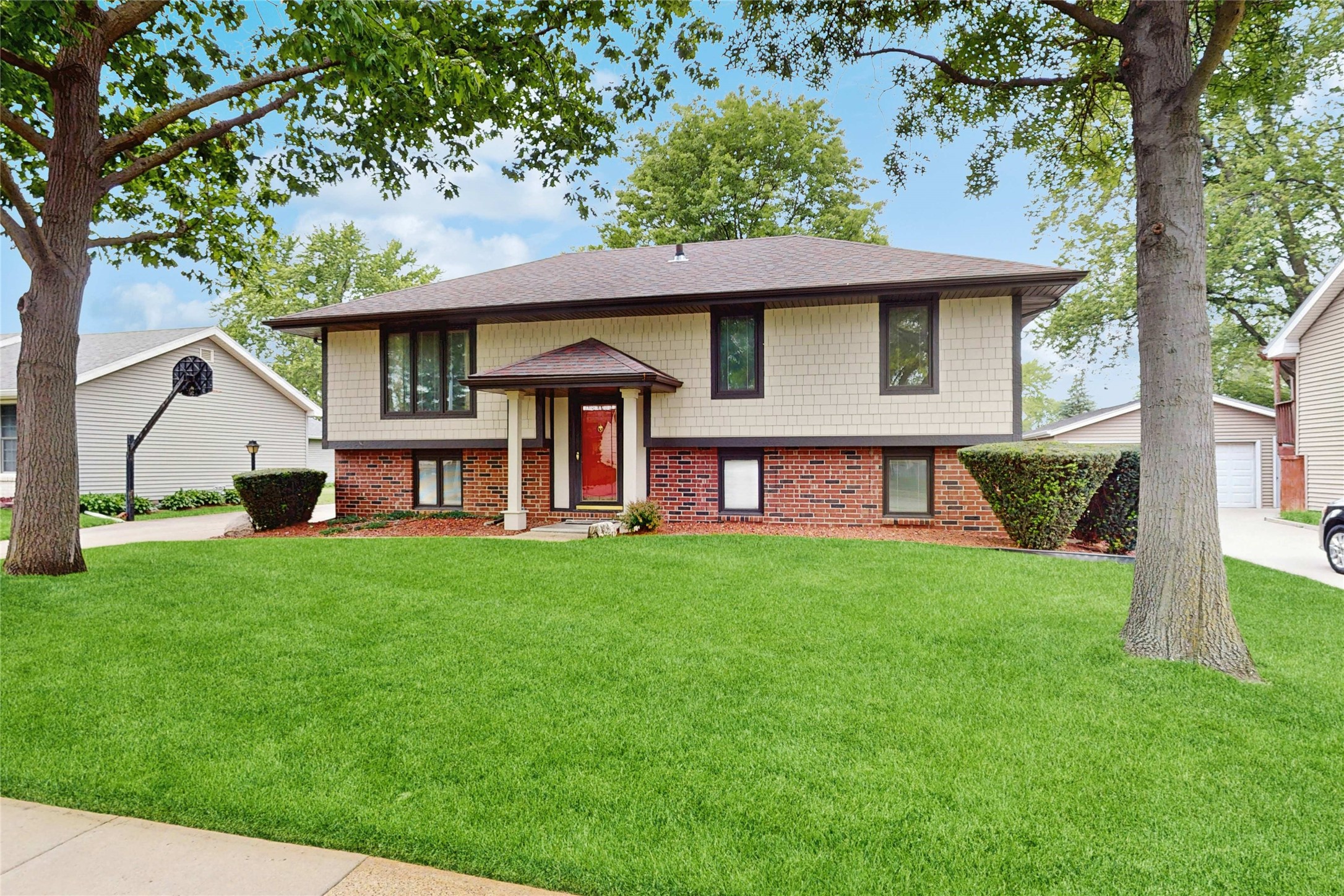512 12th Avenue, Altoona, Iowa image 3