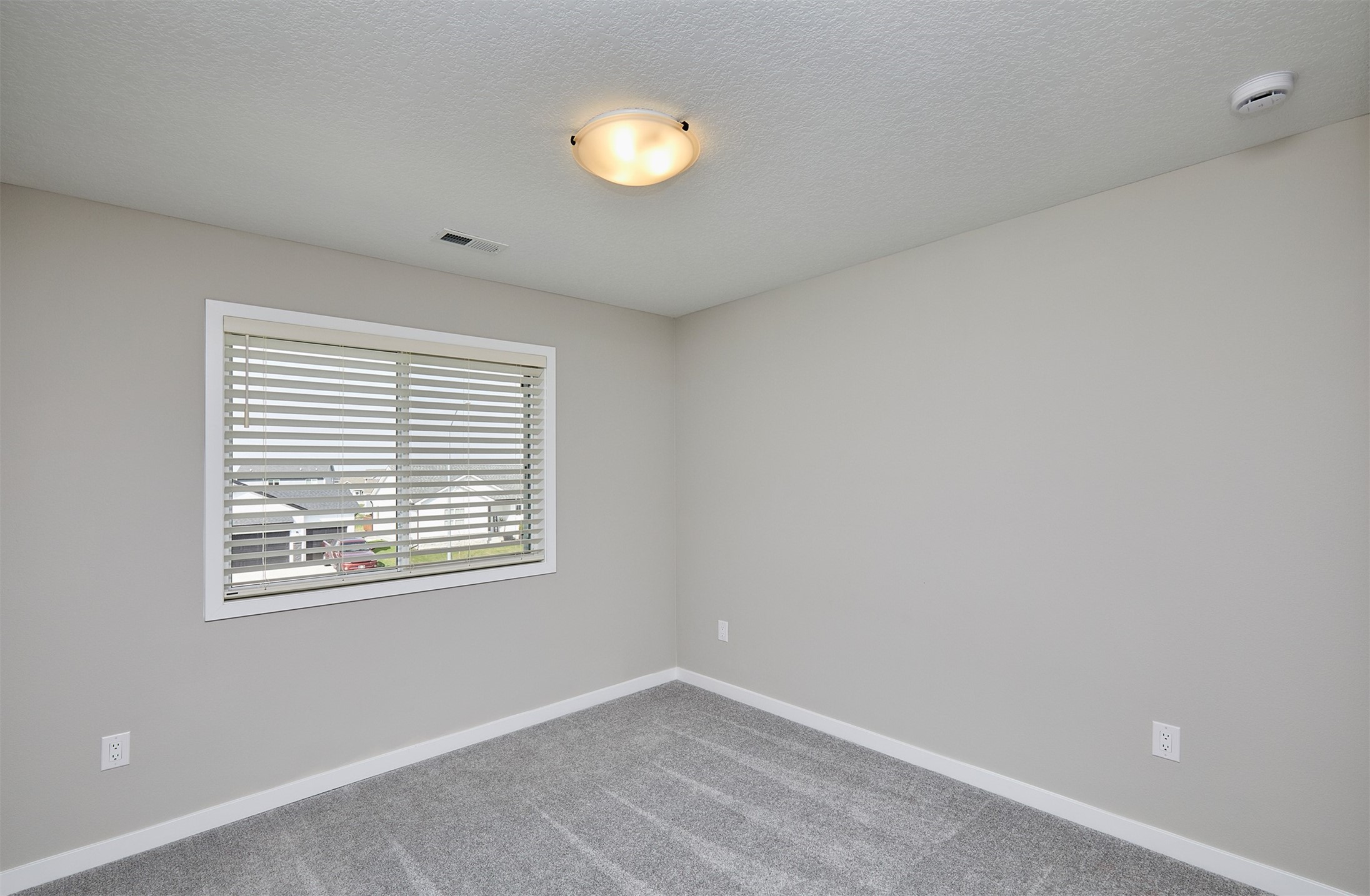 715 NE Deerfield Drive, Ankeny, Iowa image 15
