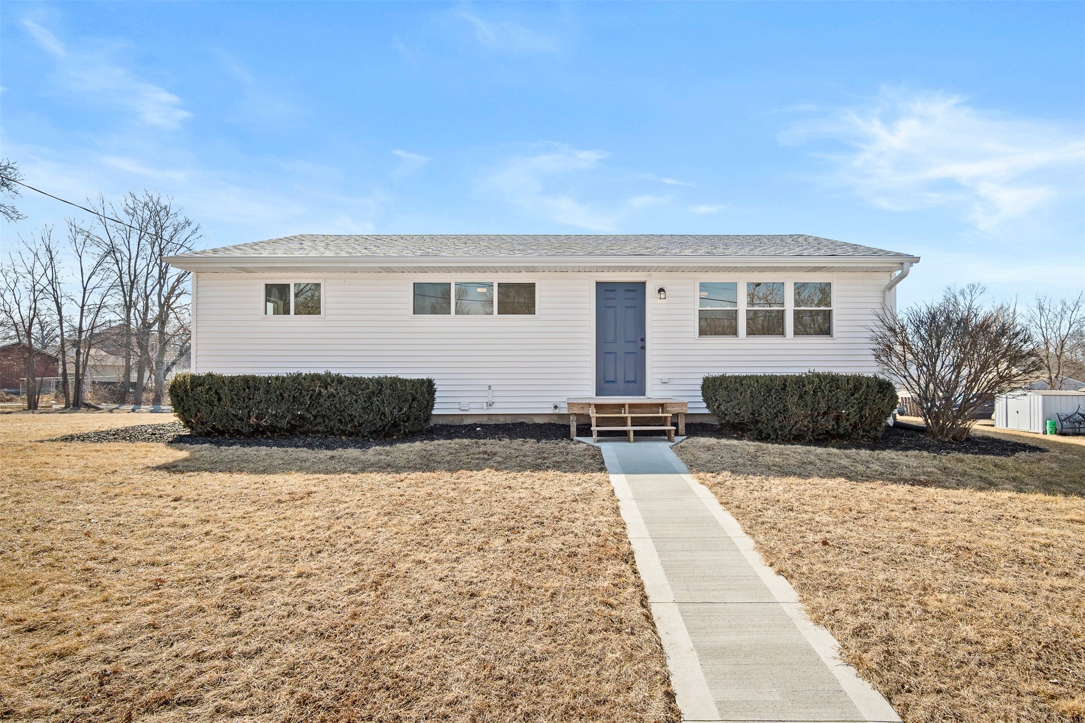 523 S 2nd Avenue, Newton, Iowa image 2
