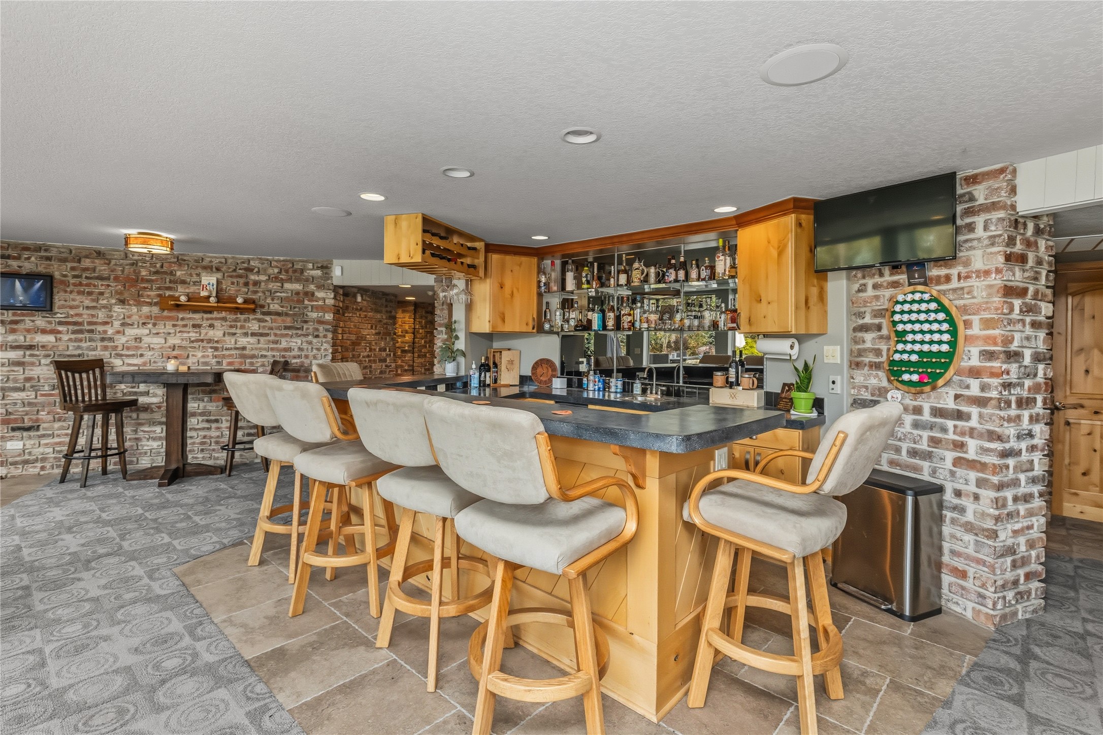 Adel, Iowa, 50003, United States, 3 Bedrooms Bedrooms, ,3 BathroomsBathrooms,Residential,Active,1971020