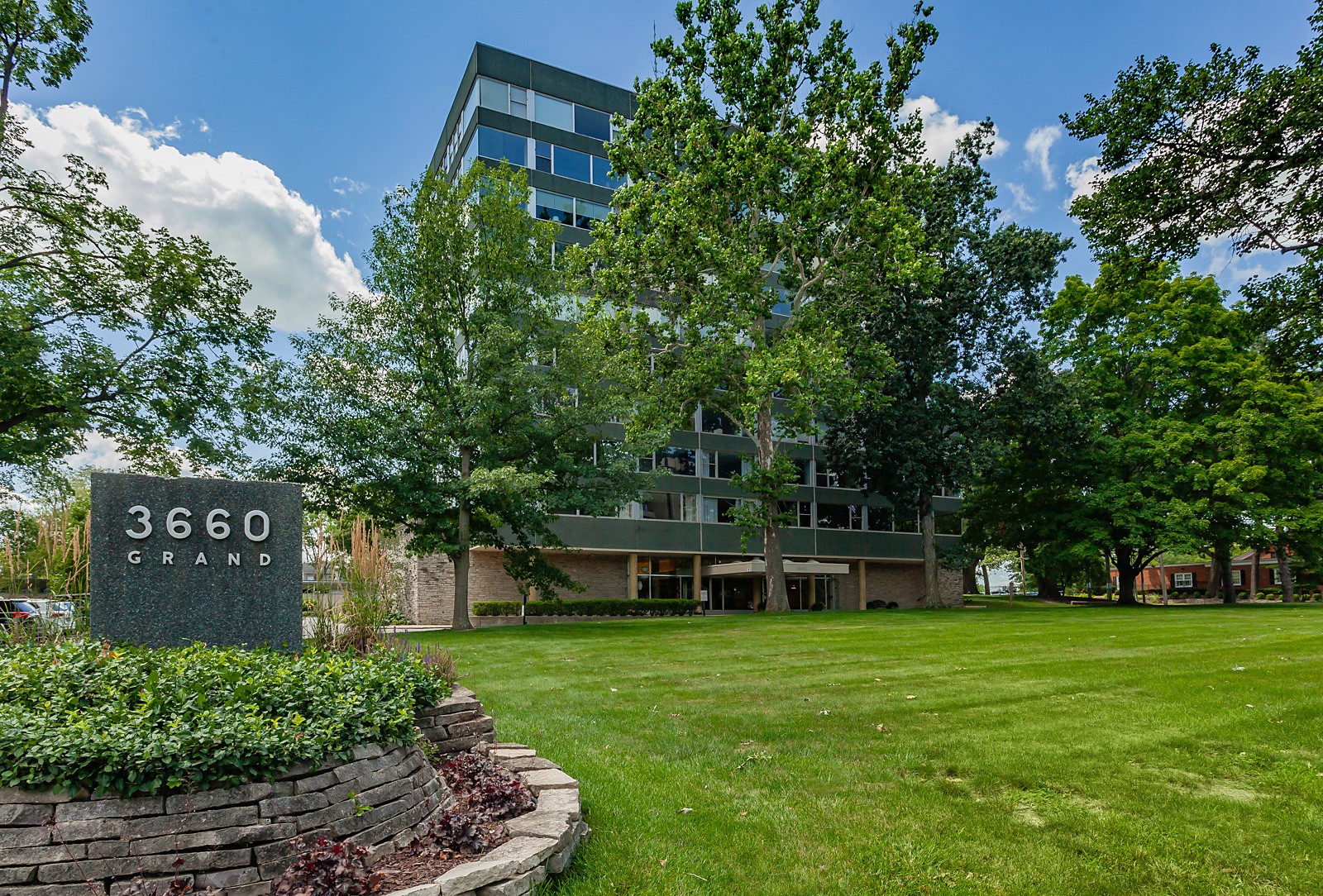 3660 Grand Avenue #510, Des Moines, Iowa image 2